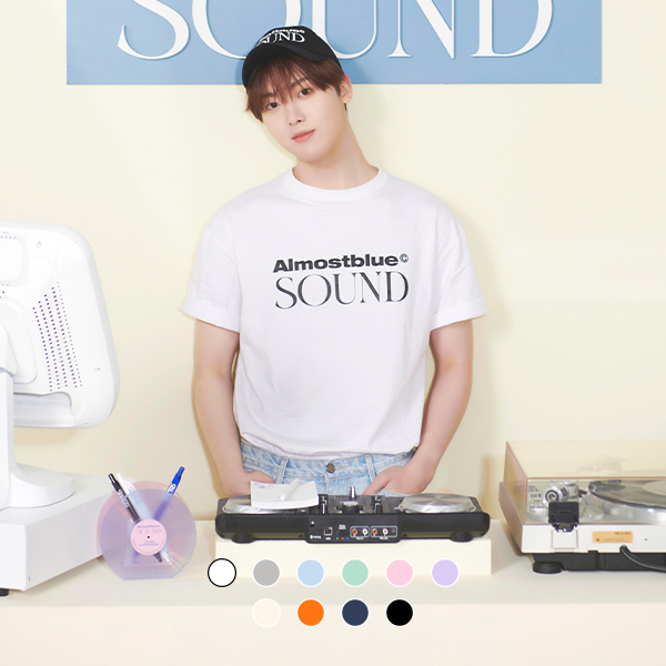 (ASTRO YOON SANHA)(GIFT-ONPACK-PHOTOCARD+FRAME-1SET OF 5RANDOM) SOUND LOGO T-SHIRTS